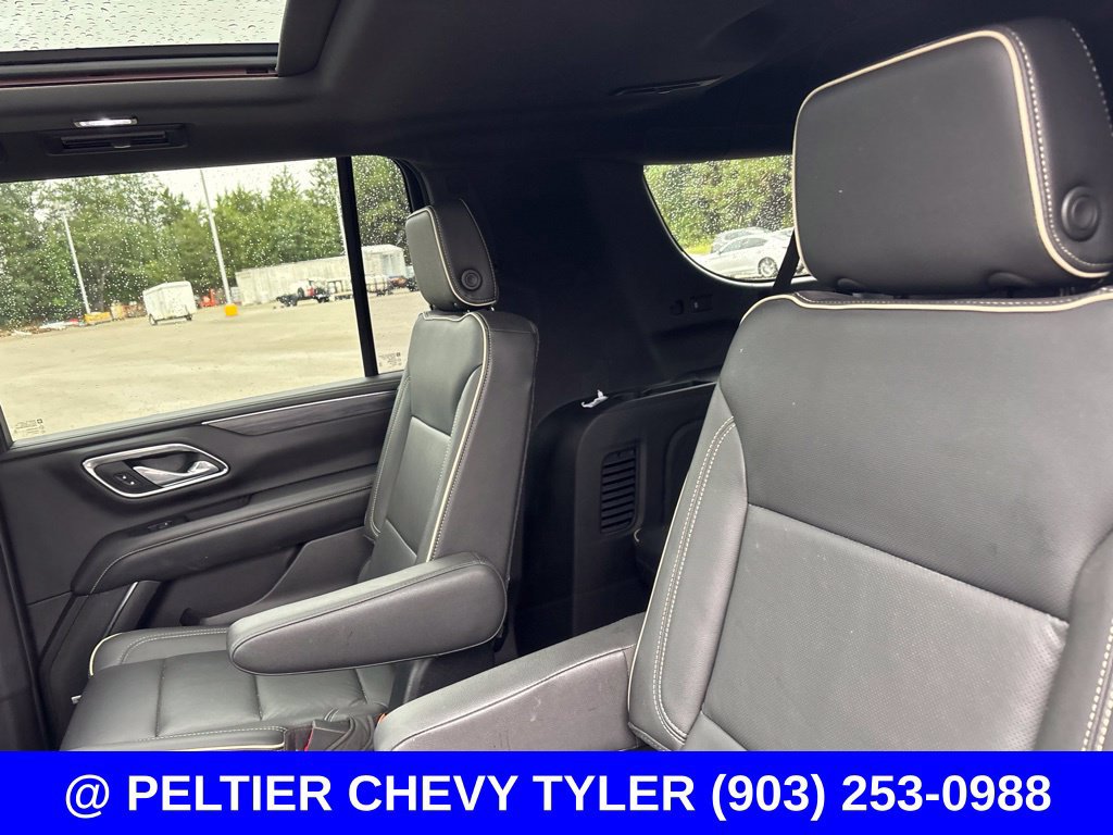 Used 2021 GMC Yukon XL SLT w/ SLT Premium Package RWD image 21