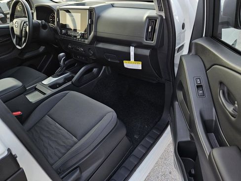 New 2026 Nissan Frontier S image 5