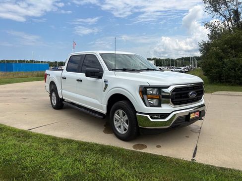 Used 2023 Ford F150 XLT AWD/4WD image 11