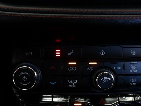 Used 2024 Dodge Durango R/T w/ Blacktop Package AWD/4WD image 36