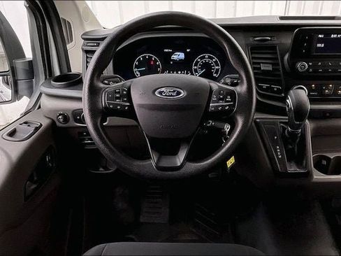 Used 2025 Ford Transit 250 Low Roof w/ Exterior Upgrade Package RWD image 5