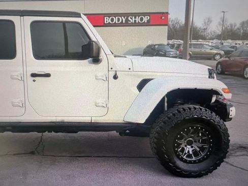 Used 2018 Jeep Wrangler Unlimited Sport S AWD/4WD image 6