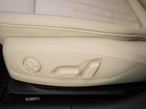 Used 2022 Audi A5 2.0T Premium image 10