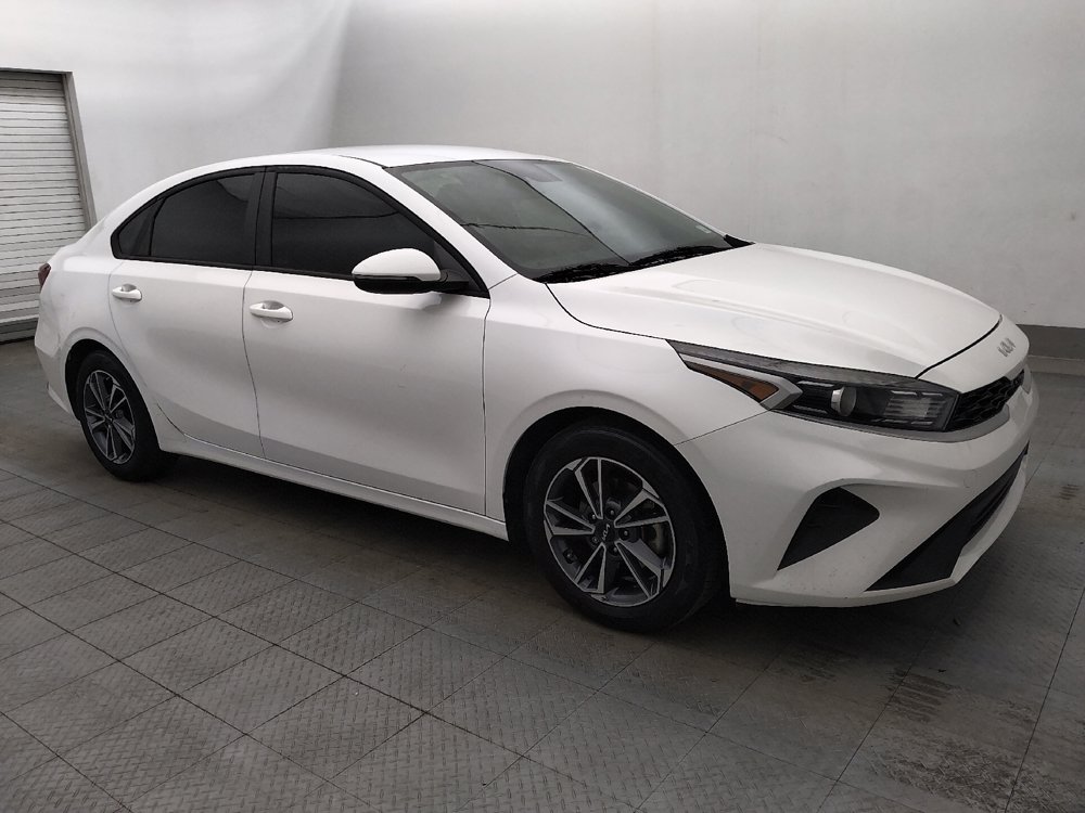 Used 2024 Kia Forte LXS w/ LXS Technology Package FWD image 11