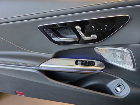 New 2026 Mercedes-Benz CLE 53 AMG 4MATIC Coupe image 15