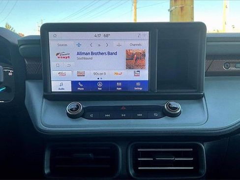 Used 2024 Ford Maverick Lariat image 16