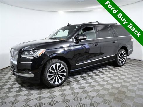 Used 2024 Lincoln Navigator L Reserve image 5