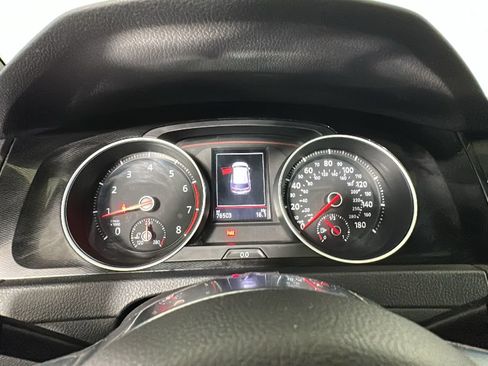 Used 2017 Volkswagen GTI S FWD image 21