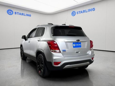 Certified 2022 Chevrolet Trax LT w/ Redline Edition FWD image 6