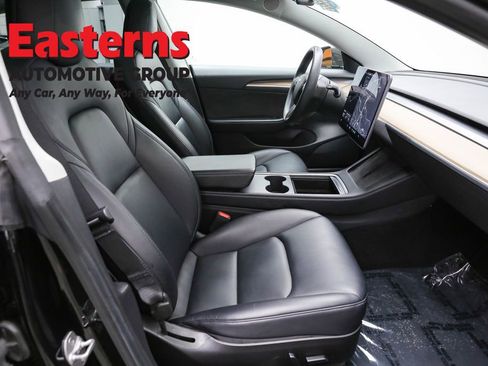 Used 2021 Tesla Model 3 Standard Range Plus image 21