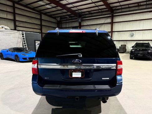 Used 2015 Ford Expedition XLT w/ Equipment Group 201A RWD image 6