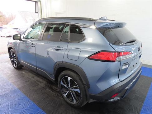 Used 2024 Toyota Corolla Cross AWD Hybrid image 10