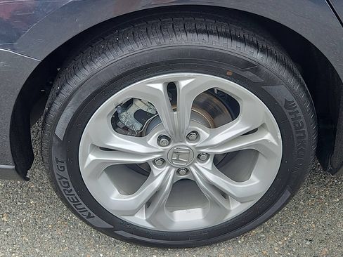 Used 2024 Honda Accord LX image 7