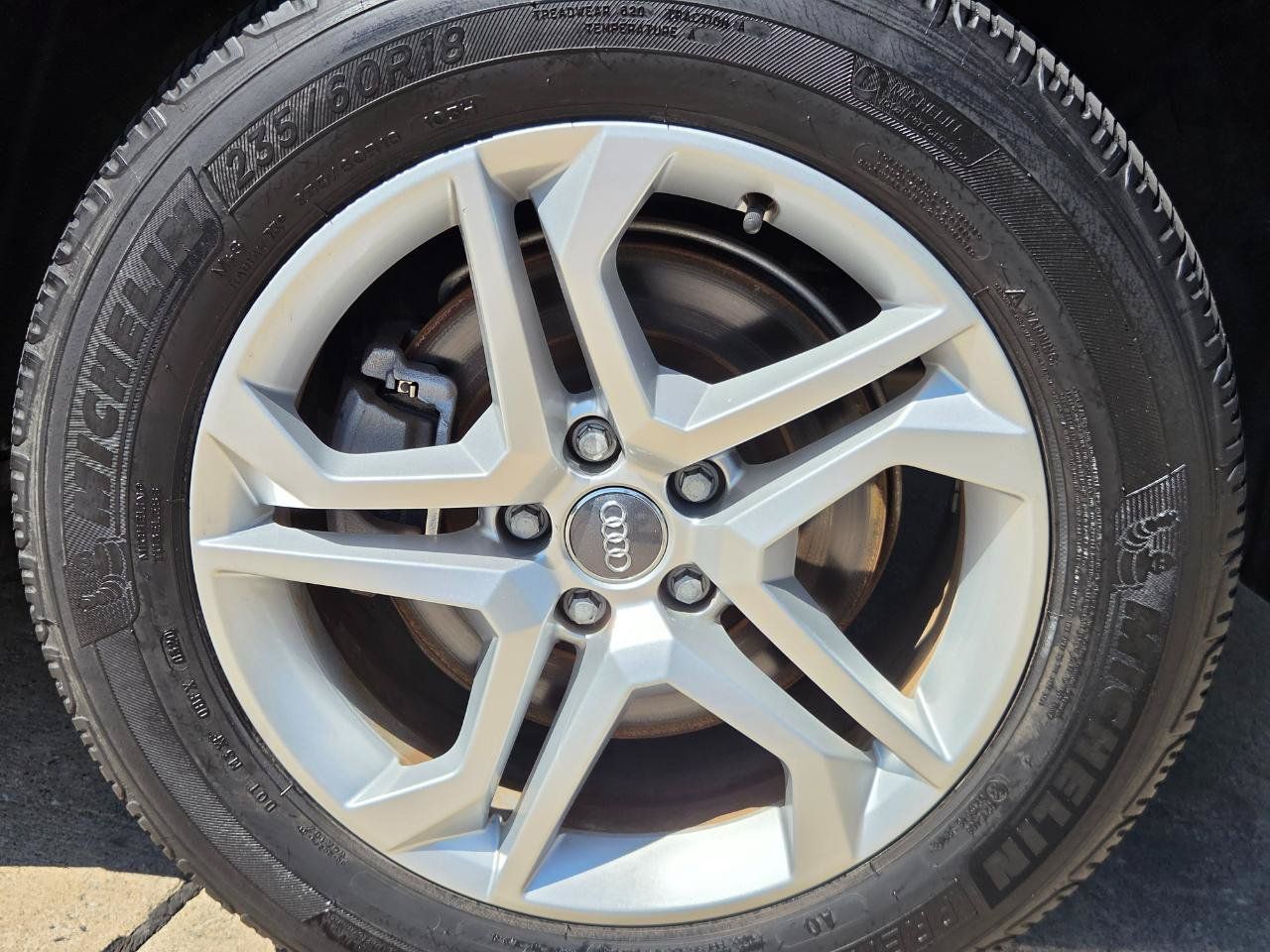Used 2018 Audi Q5 2.0T Premium AWD/4WD image 10