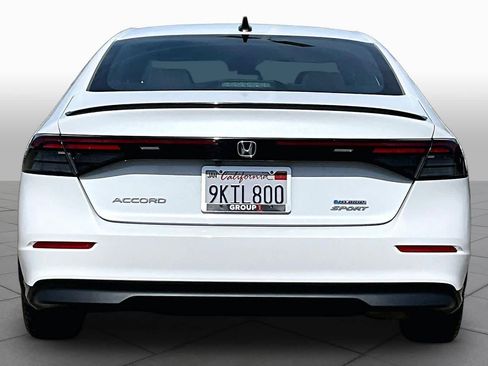 Used 2024 Honda Accord Sport image 4