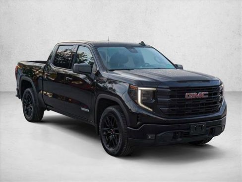 Used 2022 GMC Sierra 1500 Elevation image 3