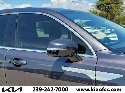 New 2026 Kia Sorento LX FWD image 8