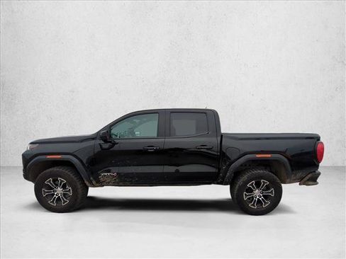 Used 2024 GMC Canyon AT4 AWD/4WD image 9