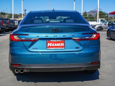 New 2026 Toyota Camry SE FWD image 8