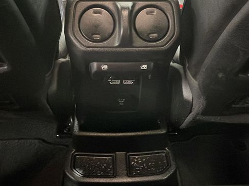 Used 2023 Jeep Wrangler Unlimited Rubicon 4xe w/ Cold Weather Group AWD/4WD image 9