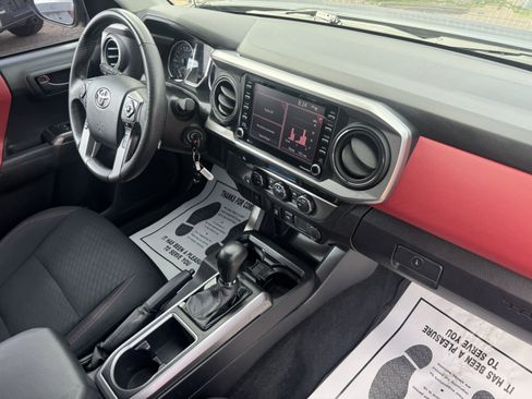 Used 2021 Toyota Tacoma SR5 RWD image 26