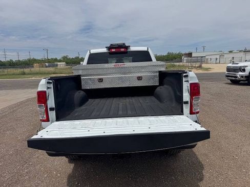 Used 2023 RAM 2500 Tradesman w/ Chrome Appearance Group AWD/4WD image 54