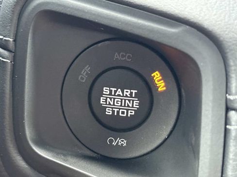 New 2026 Jeep Gladiator Sport AWD/4WD image 29