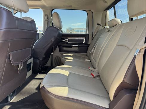 Used 2018 RAM 3500 Laramie Longhorn w/ Longhorn Southfork Package AWD/4WD image 28