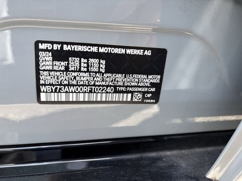 Used 2024 BMW i4 eDrive40 w/ M Sport Package image 37