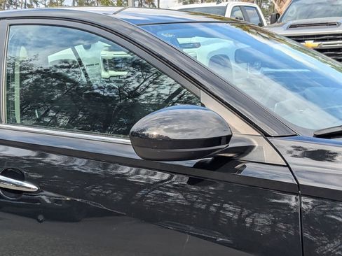 Used 2023 Nissan Altima 2.5 SV image 12