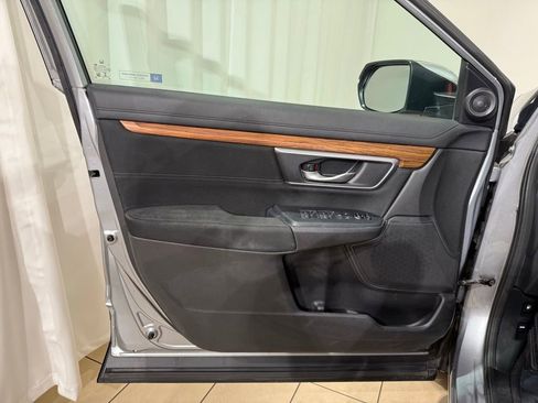 Used 2017 Honda CR-V EX image 16