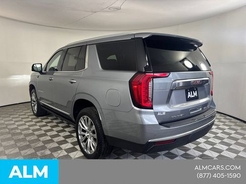 Used 2024 GMC Yukon Denali w/ LPO, Illumination Package AWD/4WD image 9