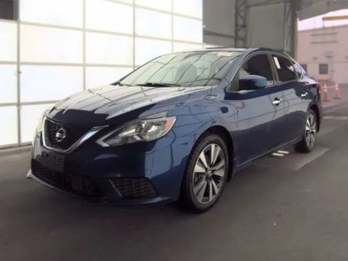 Used 2019 Nissan Sentra SV w/ Special Edition Package FWD image 1