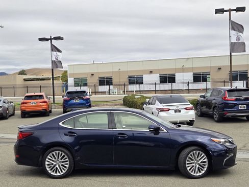 Used 2016 Lexus ES 350 image 3