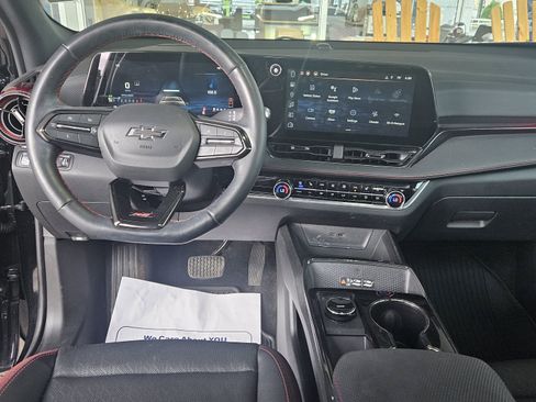 Used 2025 Chevrolet Equinox RS w/ Safety and Technology Package FWD image 13