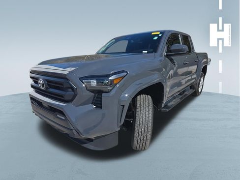 Used 2024 Toyota Tacoma SR5 w/ SR5 Upgrade Package image 3