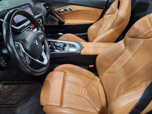 Used 2019 BMW Z4 sDrive30i w/ Executive Package RWD image 32