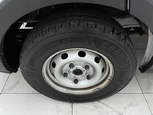 Used 2021 Ford Transit 250 Low Roof RWD image 37