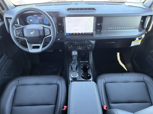 New 2026 Ford Bronco Badlands AWD/4WD image 2