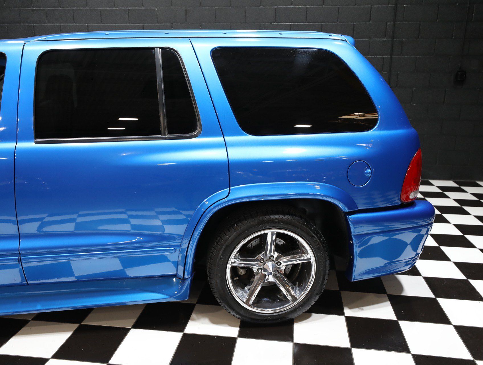 Used 1999 Dodge Durango 2WD image 24