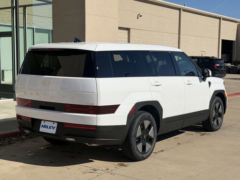 New 2026 Hyundai Santa Fe SE image 4