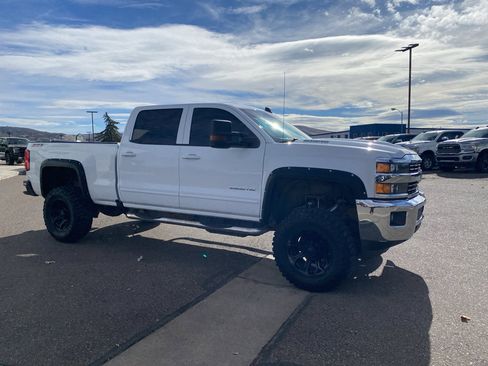 Used 2017 Chevrolet Silverado 2500 LT w/ LT Fleet Convenience Package image 17