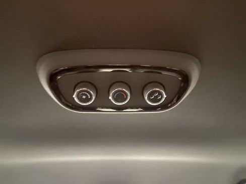 Used 2023 Dodge Durango SXT Launch Edition image 18