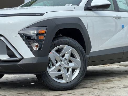 New 2026 Hyundai Kona SE AWD/4WD image 2