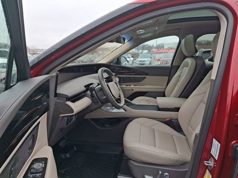 Certified 2024 Lincoln Nautilus Premier w/ Equipment Group 102A image 13