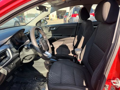 Used 2020 Kia Rio S FWD image 2