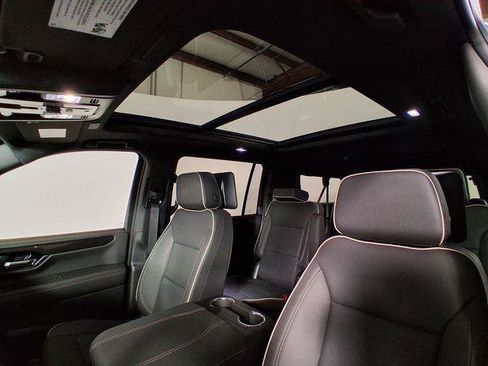 New 2026 GMC Yukon XL Elevation w/ Elevation Premium Package image 11