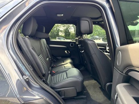 Certified 2025 Land Rover Discovery Dynamic SE AWD/4WD image 15