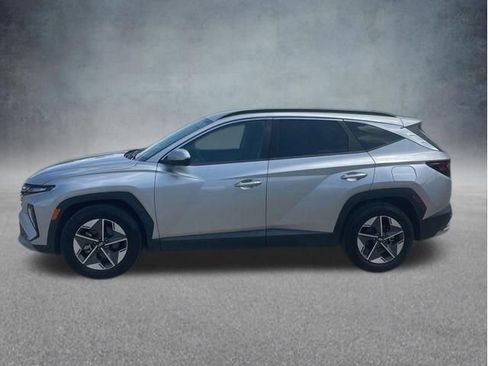 Used 2025 Hyundai Tucson SEL FWD image 6