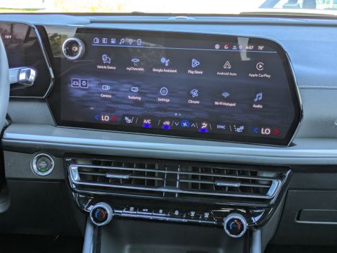 New 2026 Chevrolet Traverse LT image 5